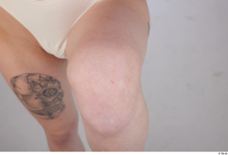 Rada knee nude 0002.jpg